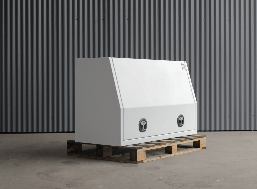 1400mm aluminiumgullwingtoolbox white 01-min