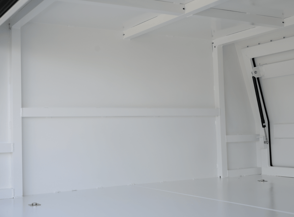 3doorcanopy white 03-min