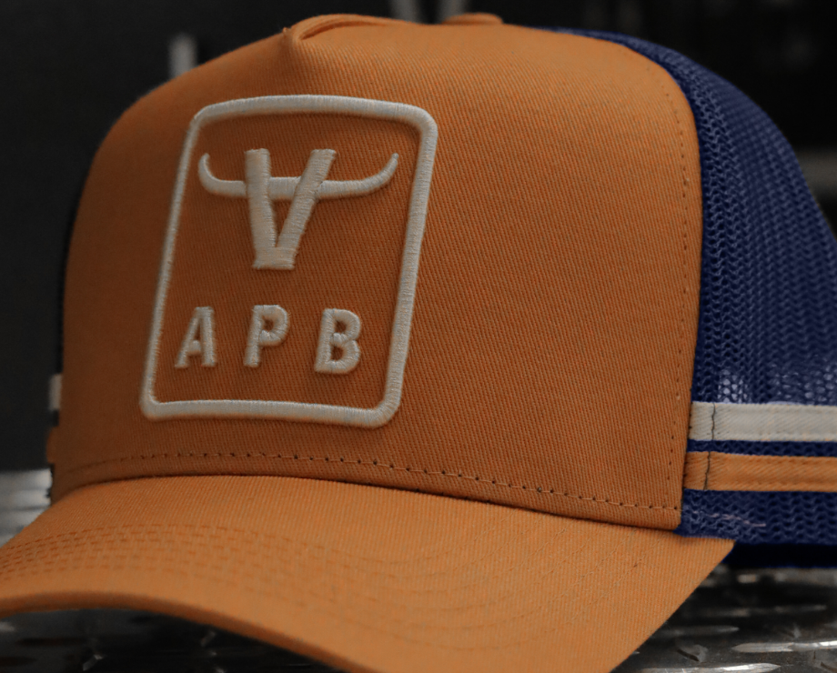 Apb productimage signaturetrucker black-black 460x370 02 1 2x 11aad920-a0e3-4e77-bc7d-1ce39c84ebbb