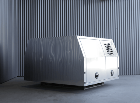 Apboxes jack-off canopy leg, full view of the leg standing upright with ribbed backdrop.