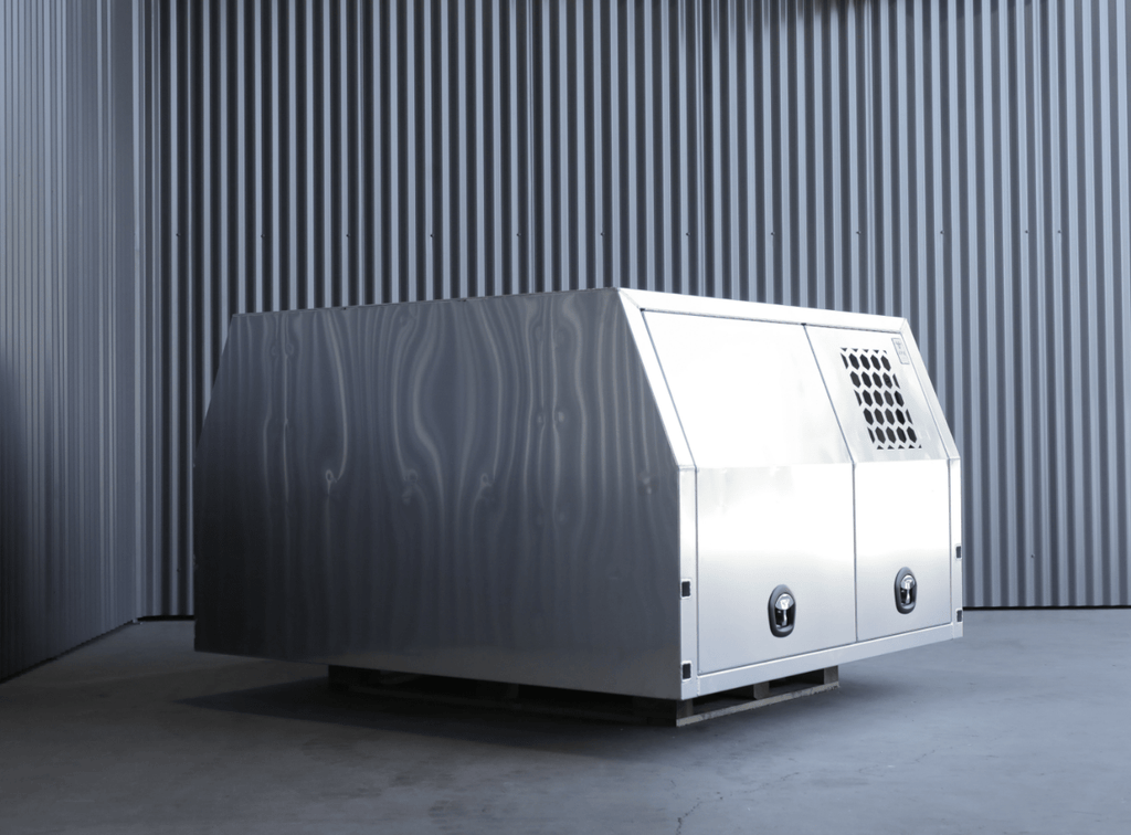 Lc79 1600mm 1-4dogbox canopy alloy 01-min