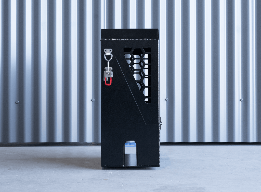Lockable jerrycanholder black 02-min