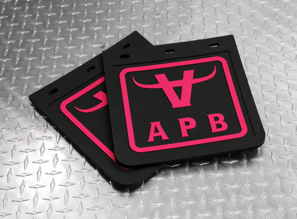 Lockable mudflaps black-pink 01-min