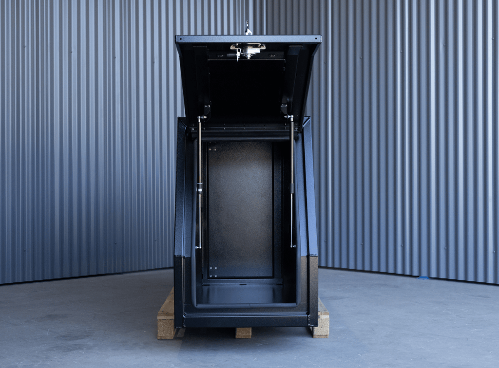 Aluminium dog box, xl series 600mm, black model for ute canopies