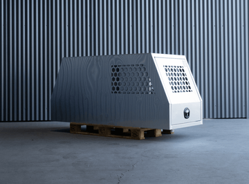 XL Series 800mm 1/2 Dog Box