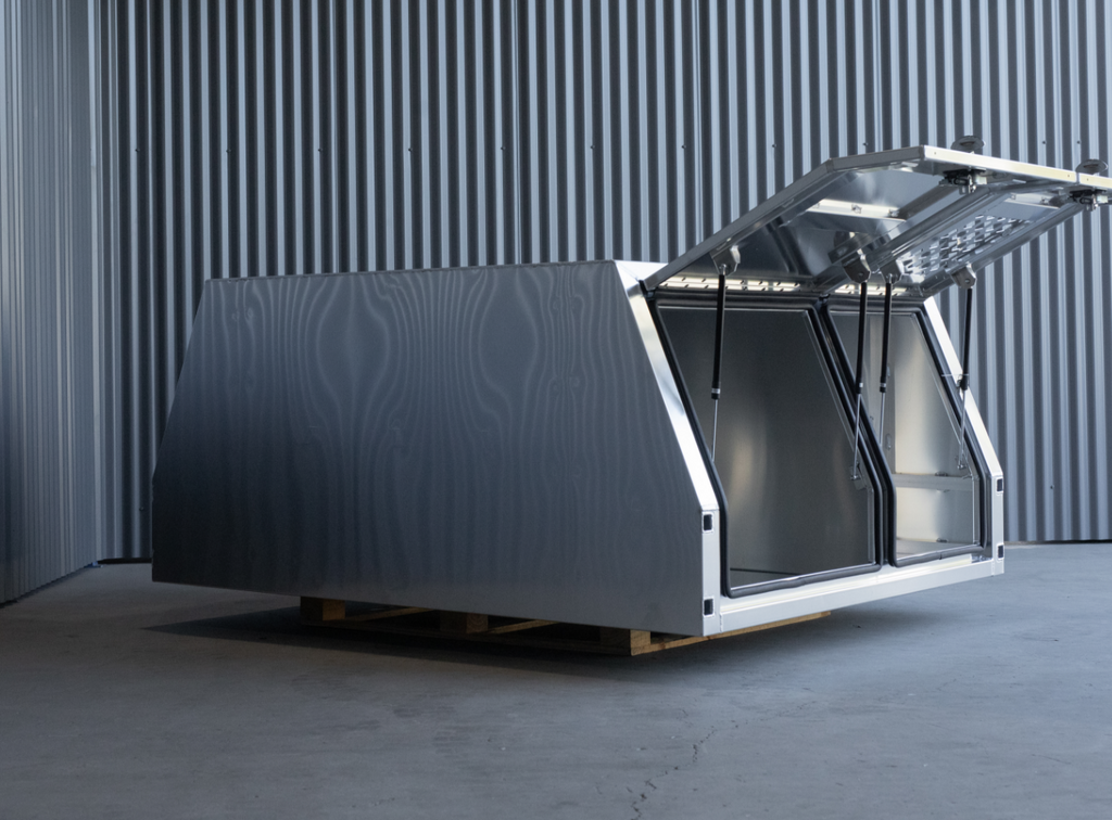 Xl series 1600mm 1-4 jack-off dogbox canopy alloy 04