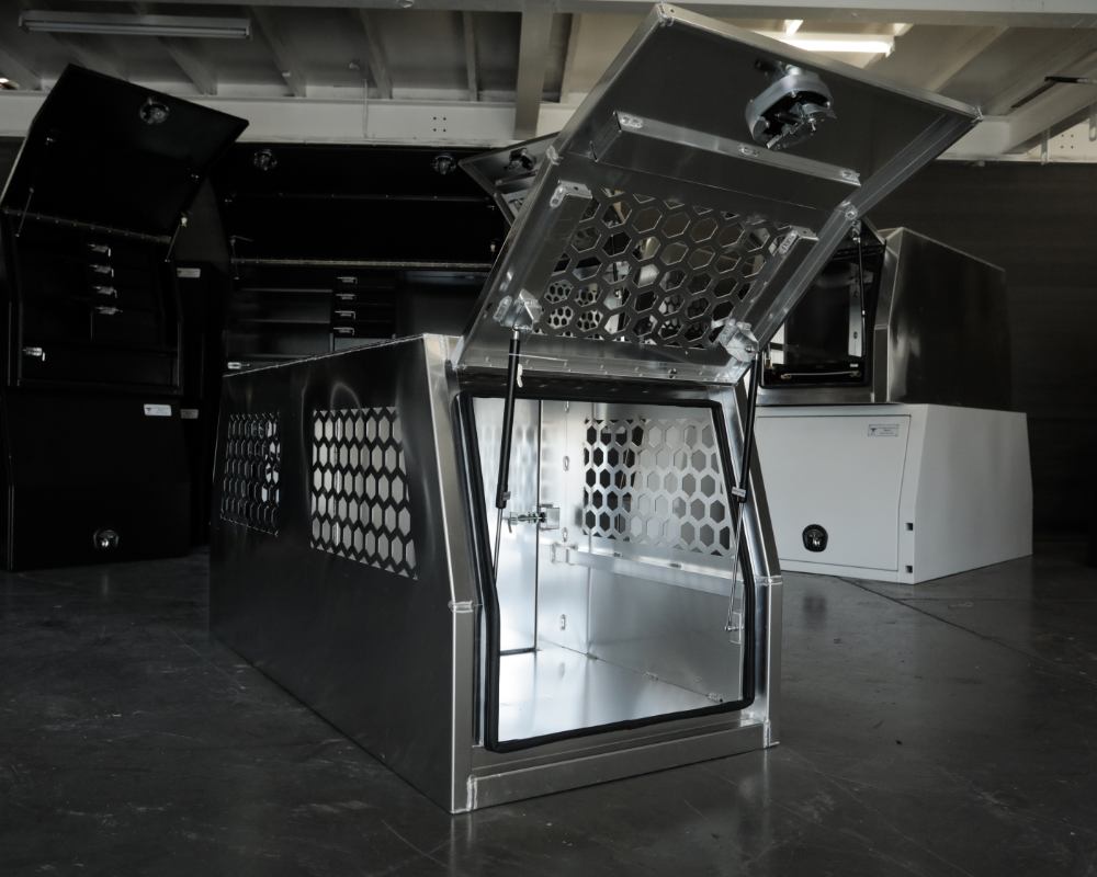Steel dog box store